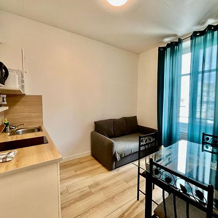 Appartement T2 Place Carnot -Dabnb ลิมอจส์ ภายนอก รูปภาพ